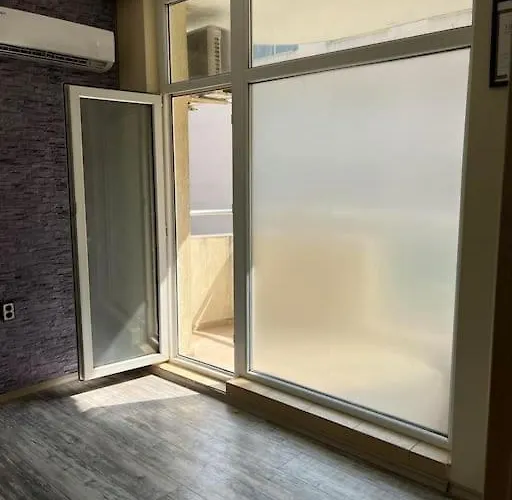 двустаен с басейн глобал Slăntjev Brjag